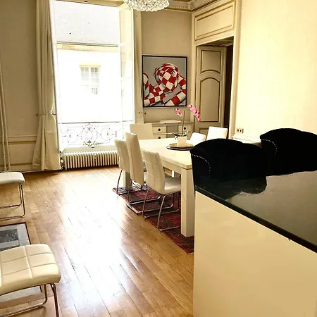 Appartamento Apparemment Rue Lamonnoye 1 Er Etage Digione