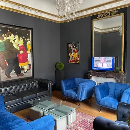 Apartment Apparemment Rue Lamonnoye 1 Er Etage *