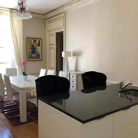 Apparemment Rue Lamonnoye 1 Er Etage Appartamento