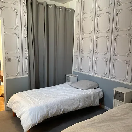 Apparemment Rue Lamonnoye 1 Er Etage Appartement *